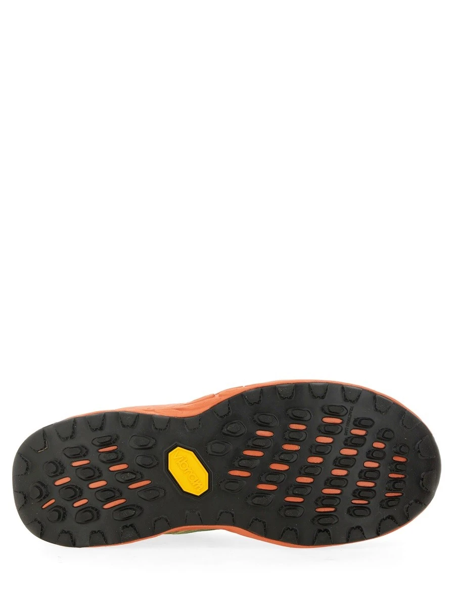 HIERRO SNEAKER.webp