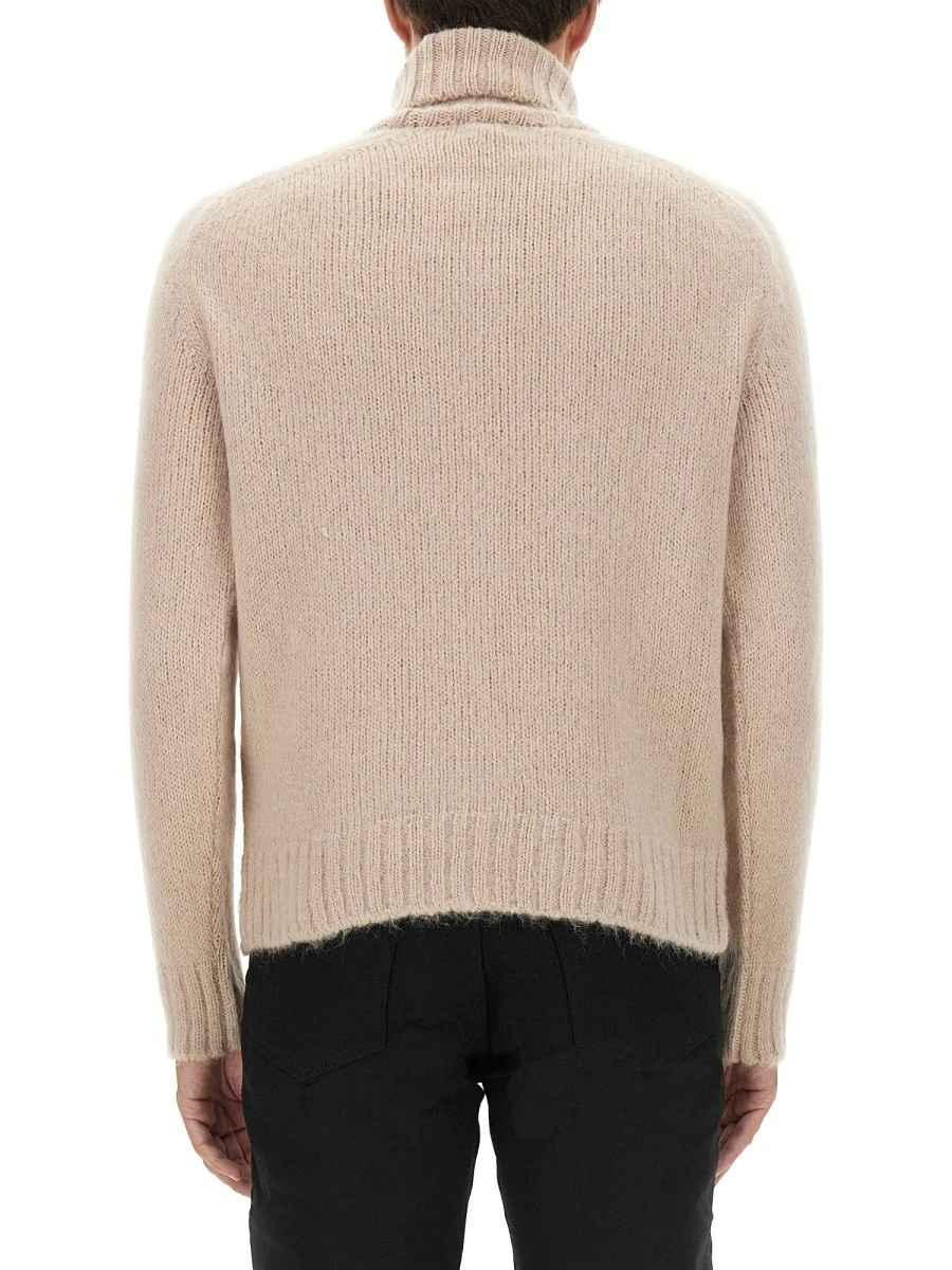 TURTLENECK SHIRT.webp