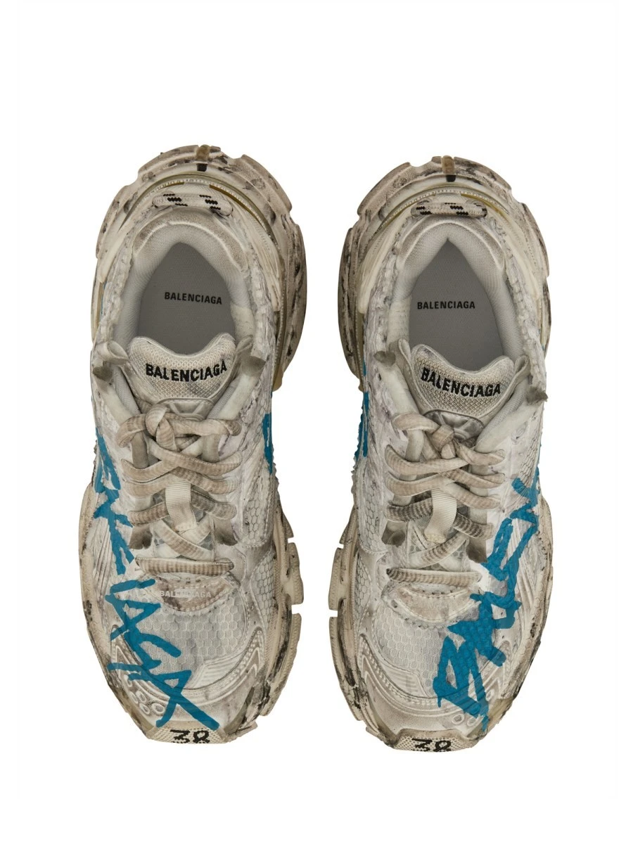 SNEAKER RUNNER.webp