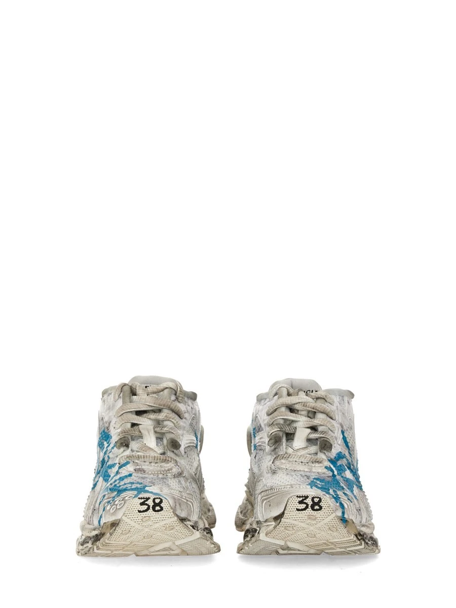 SNEAKER RUNNER.webp