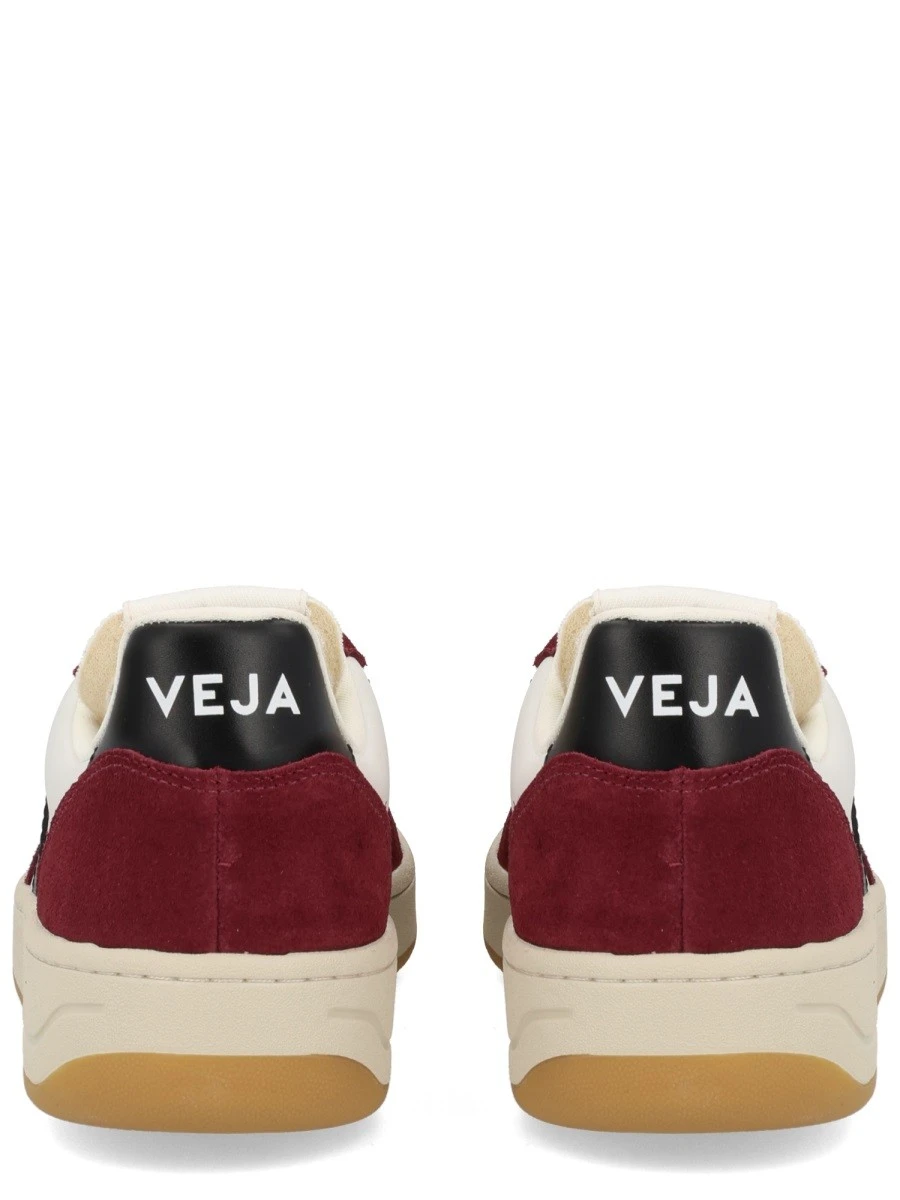 SNEAKER "V-10".webp