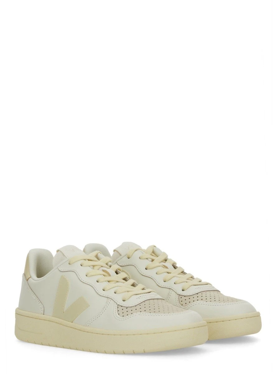SNEAKER V-10.webp
