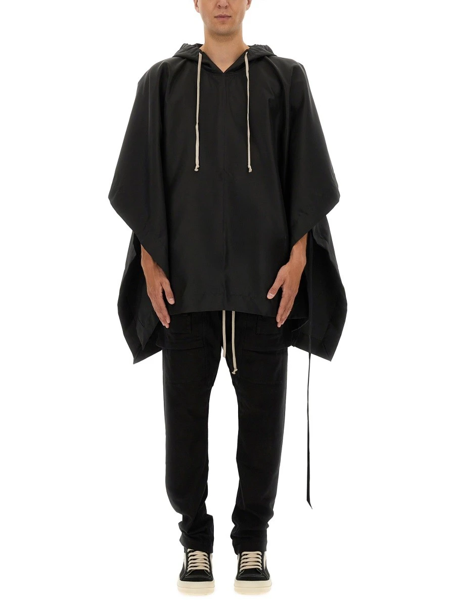 CAPE WITH HOOD.webp