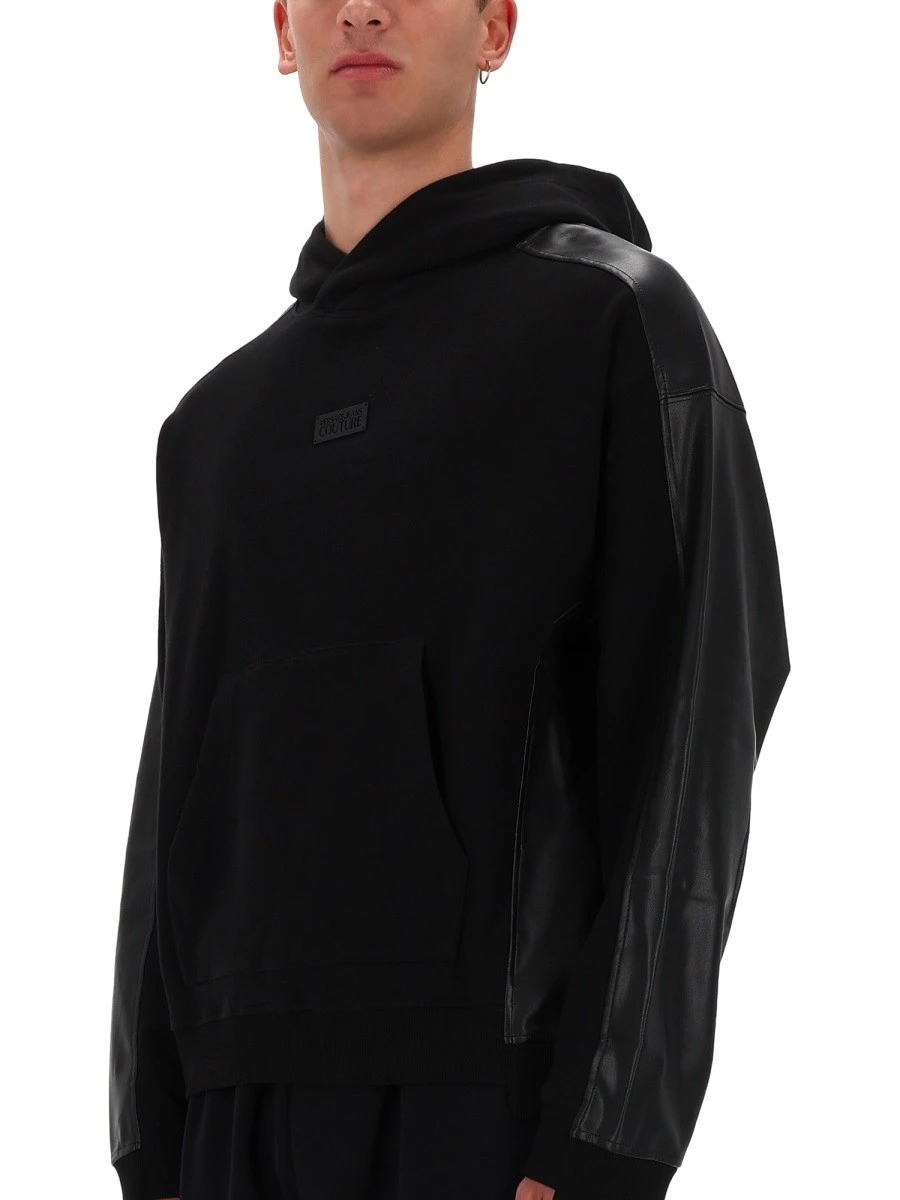 HOODIE.webp
