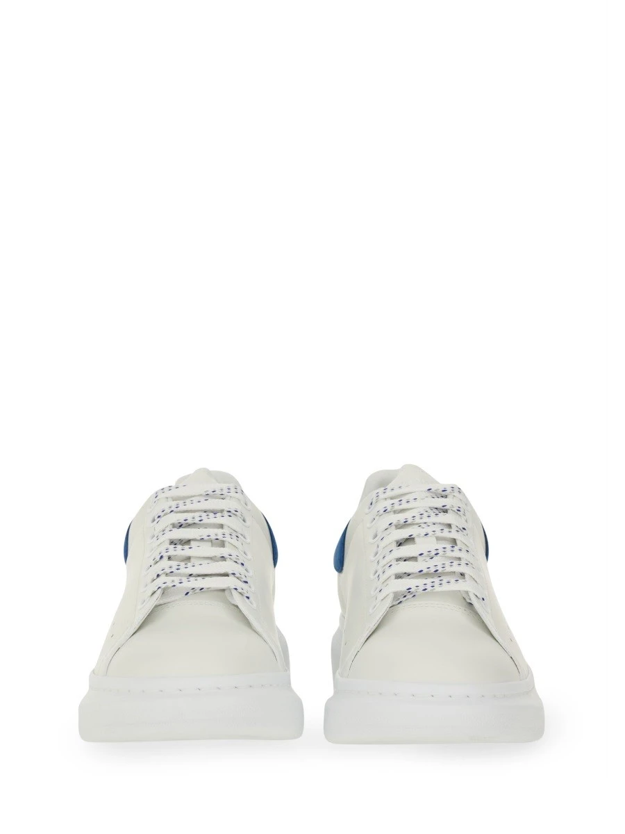 OVERSIZED LEATHER SNEAKER.webp