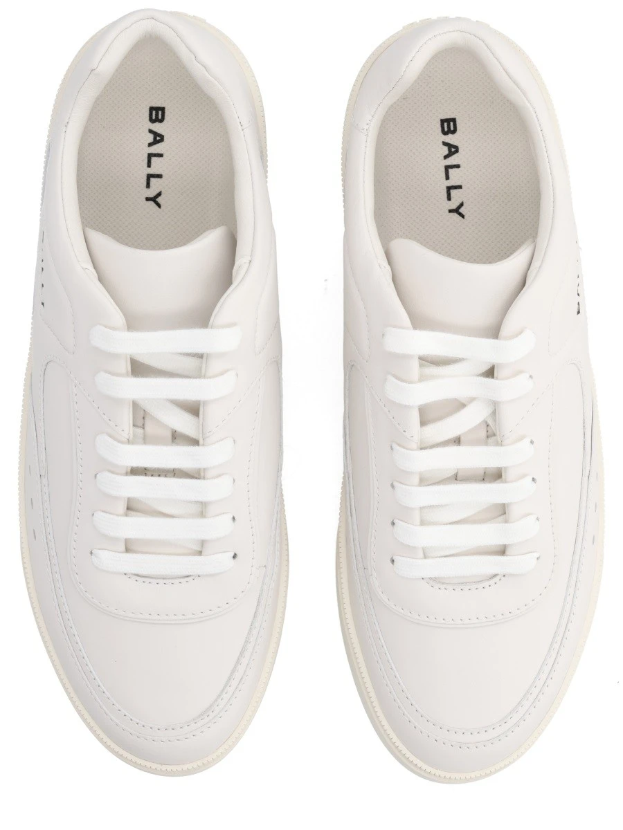 "RAISE" SNEAKER.webp