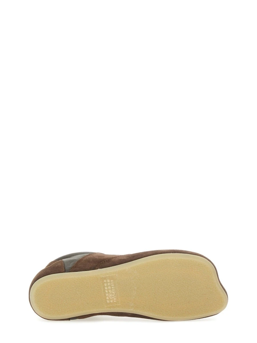LEATHER SNEAKER.webp