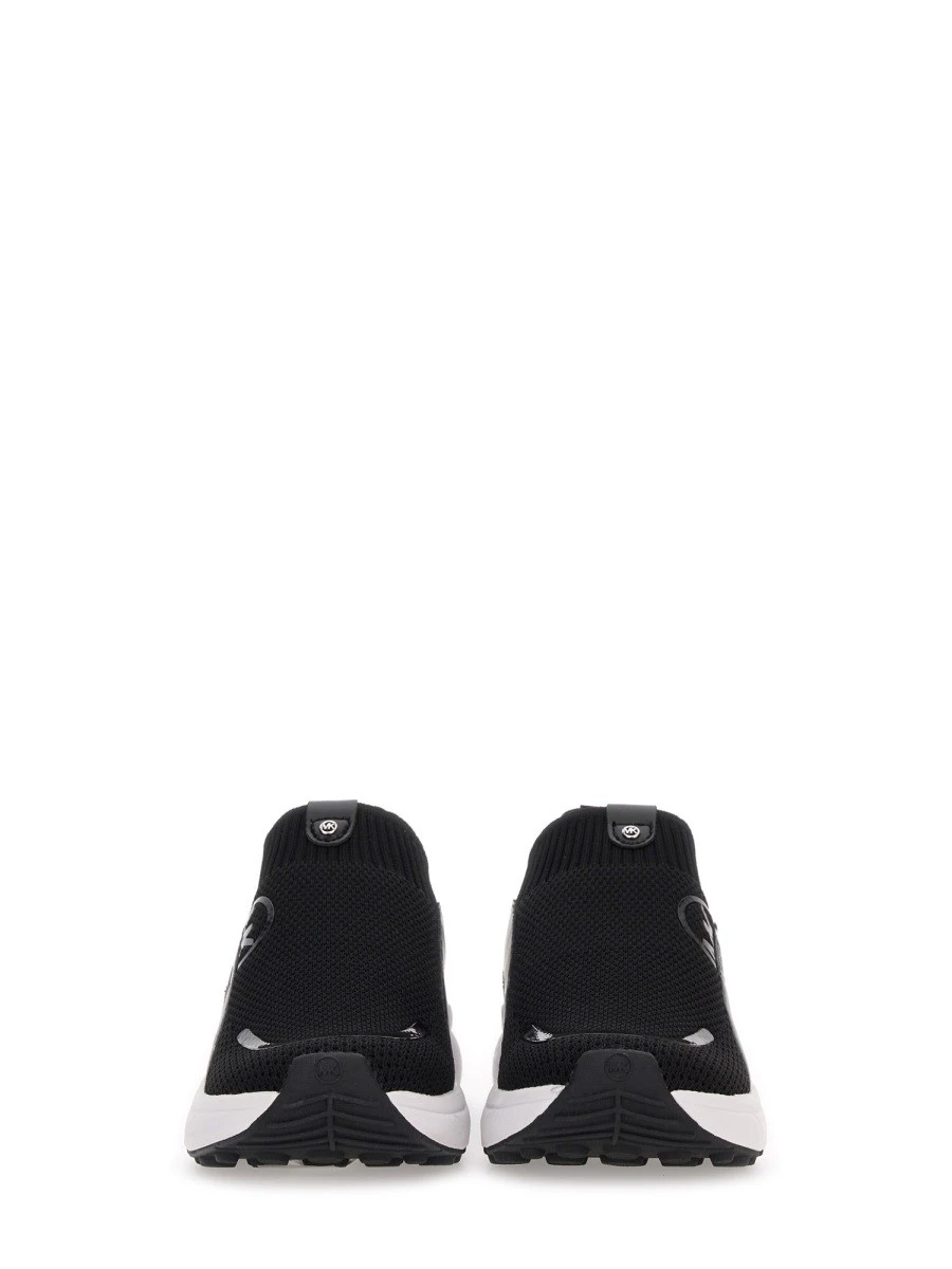 SNEAKER TRAINER.webp
