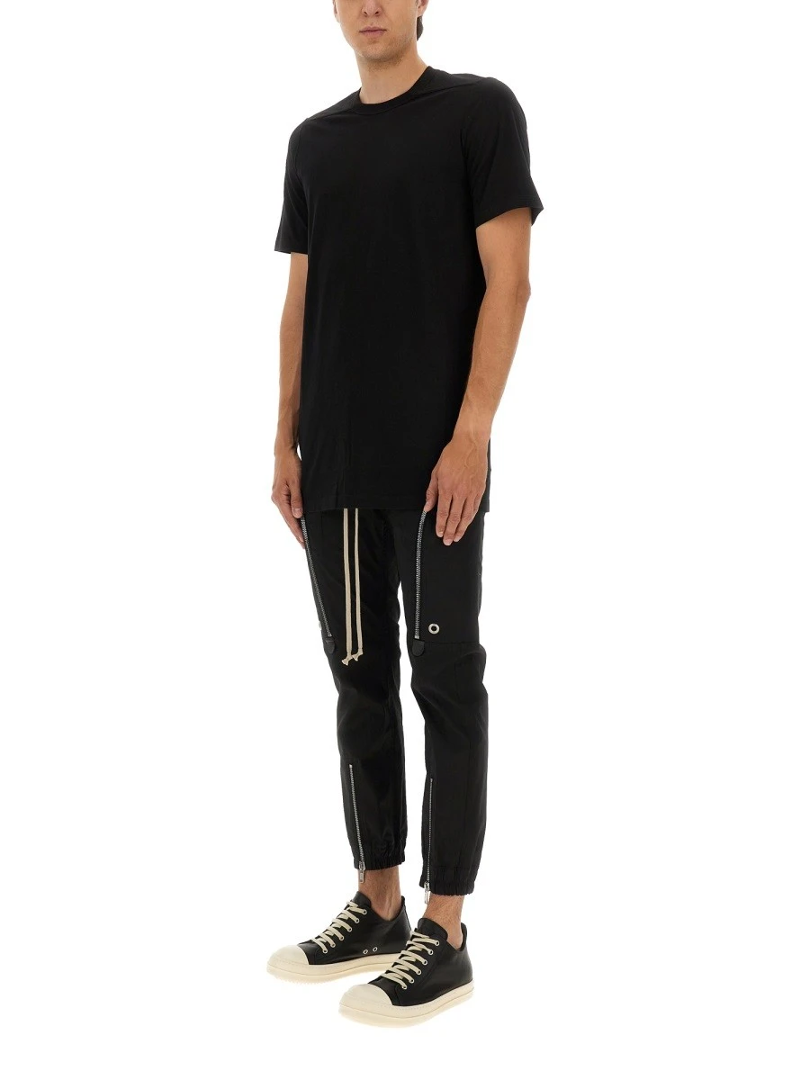 "LEVEL T" T-SHIRT.webp