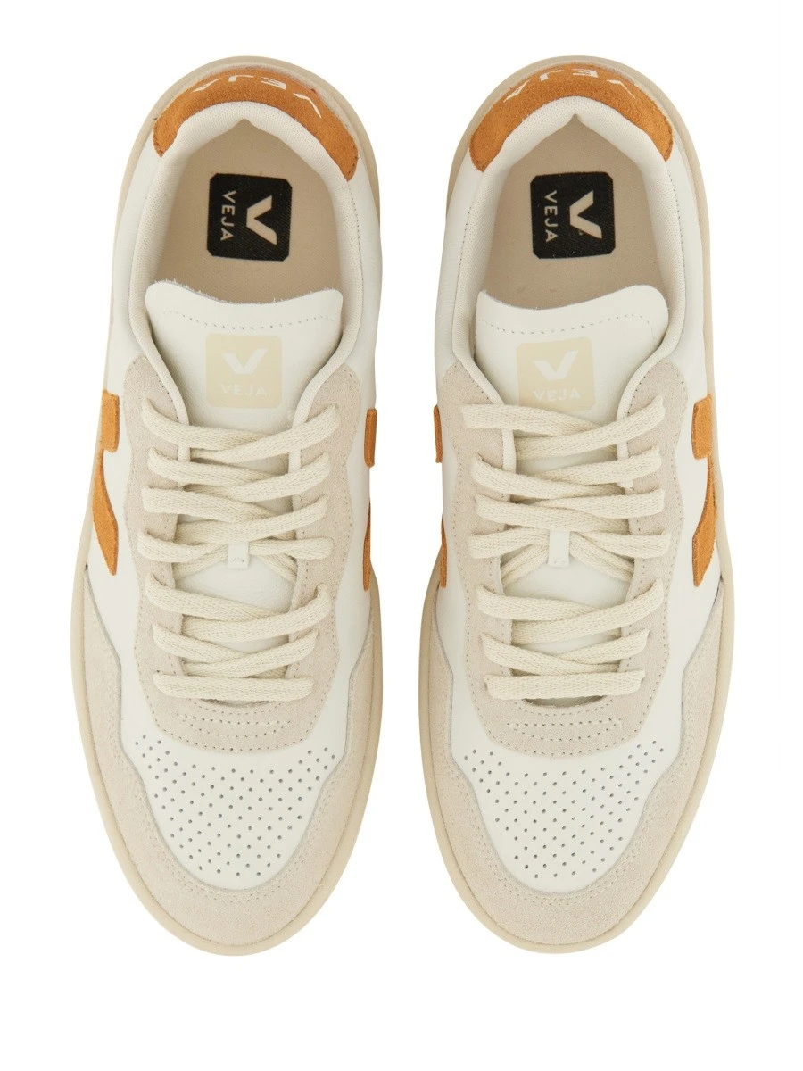 SNEAKER V-90.webp