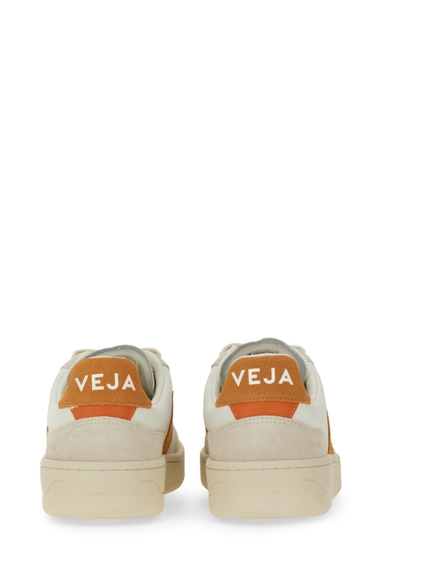 SNEAKER V-90.webp
