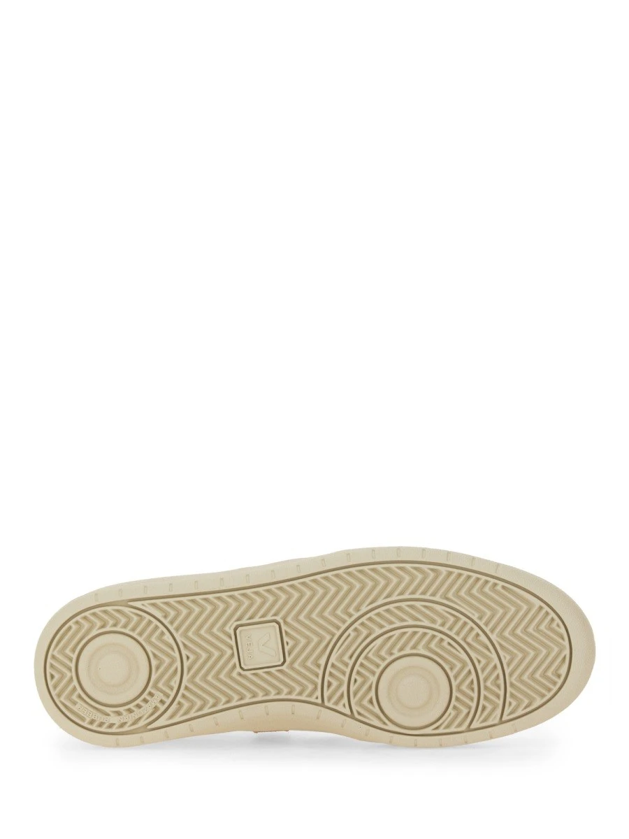 SNEAKER V-90.webp