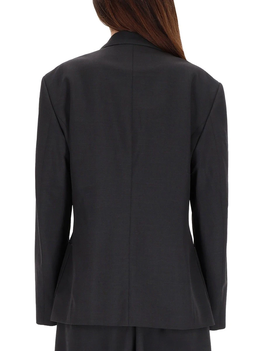 DOUBLE-BREASTED JACKET.webp