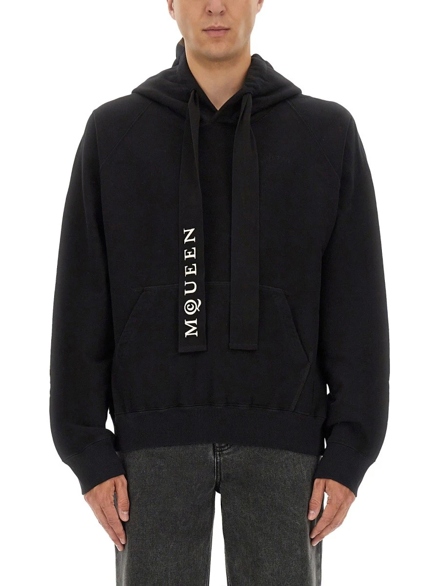 HOODIE.webp