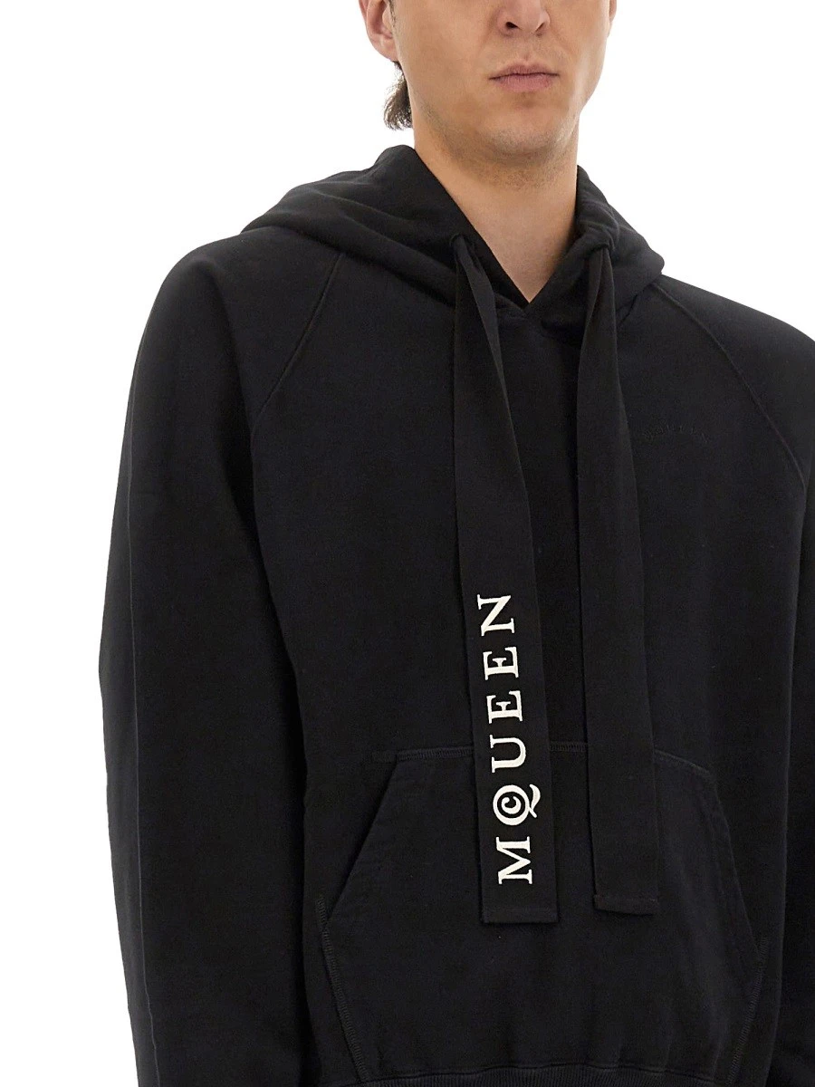 HOODIE.webp