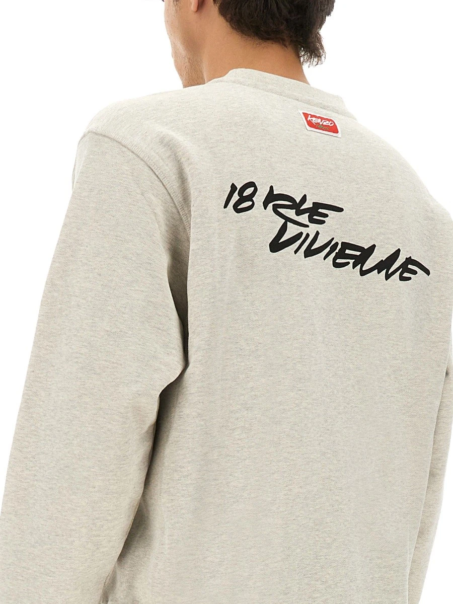 CLASSIC SWEATSHIRT..webp