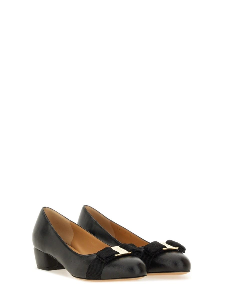 LEATHER "VARA" SHOE.webp