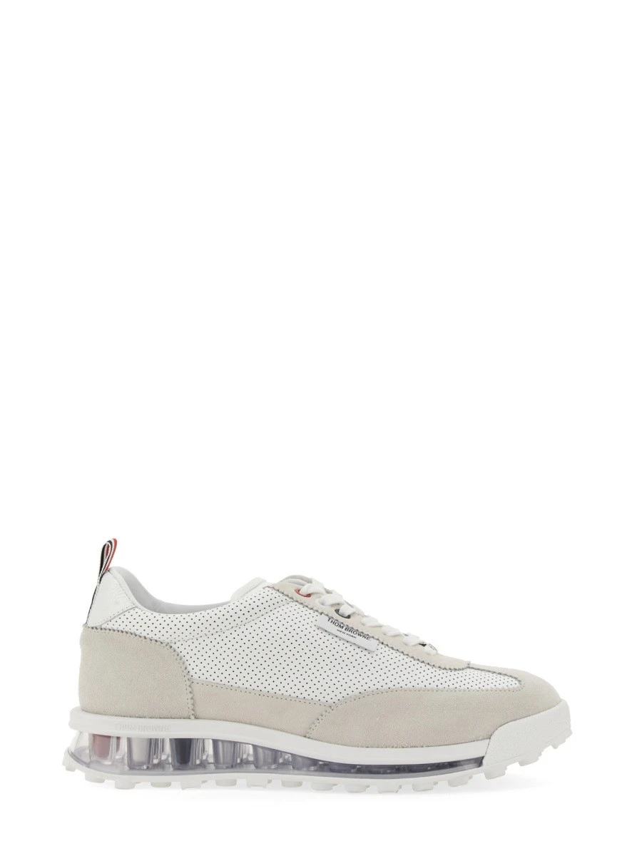 TECH RUNNER SNEAKER.webp