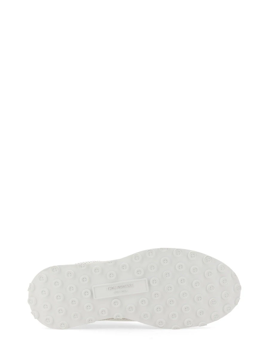 TECH RUNNER SNEAKER.webp