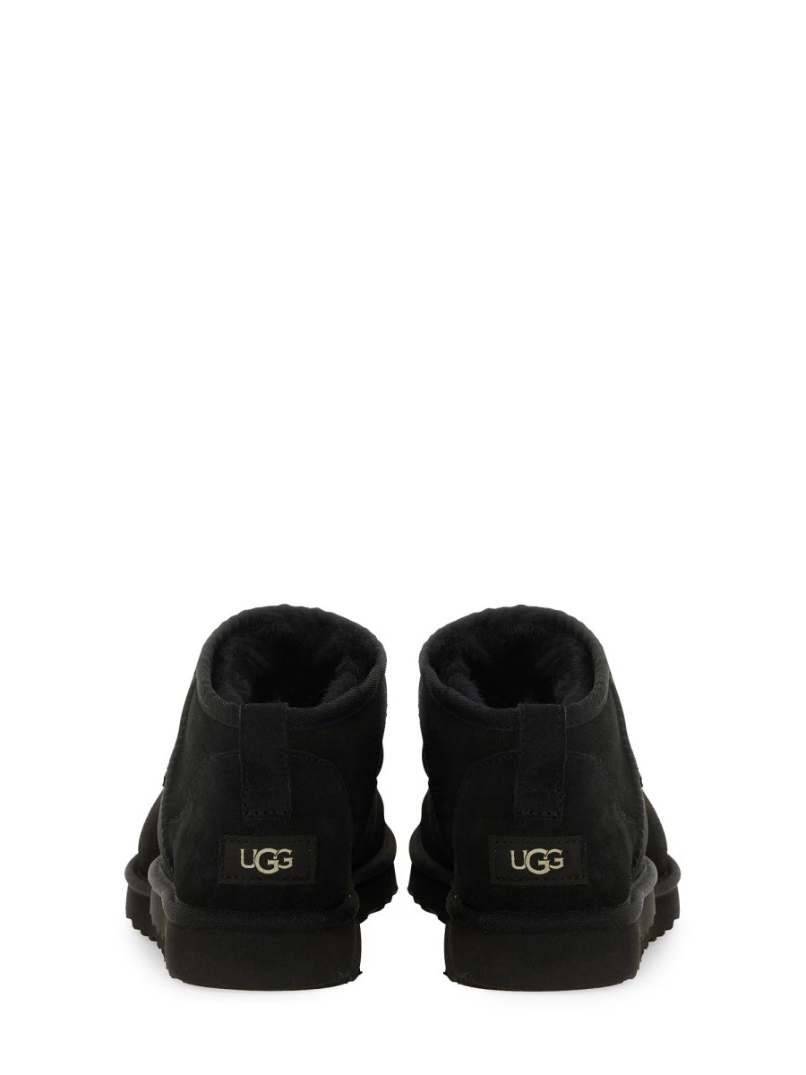 BOOT CLASSIC ULTRA MINI.webp