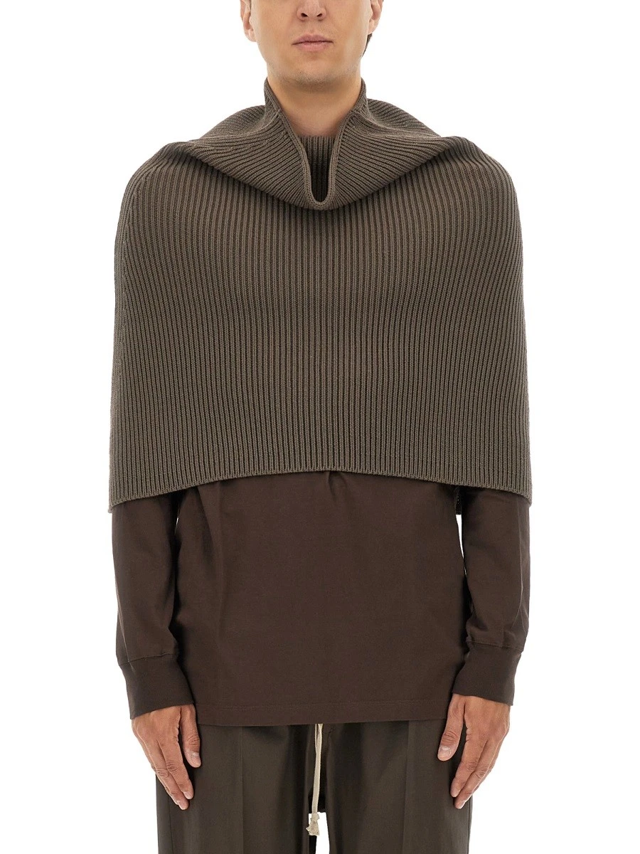KNITTED CAPE.webp