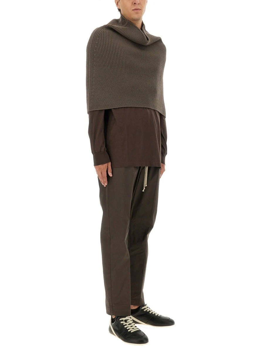 KNITTED CAPE.webp