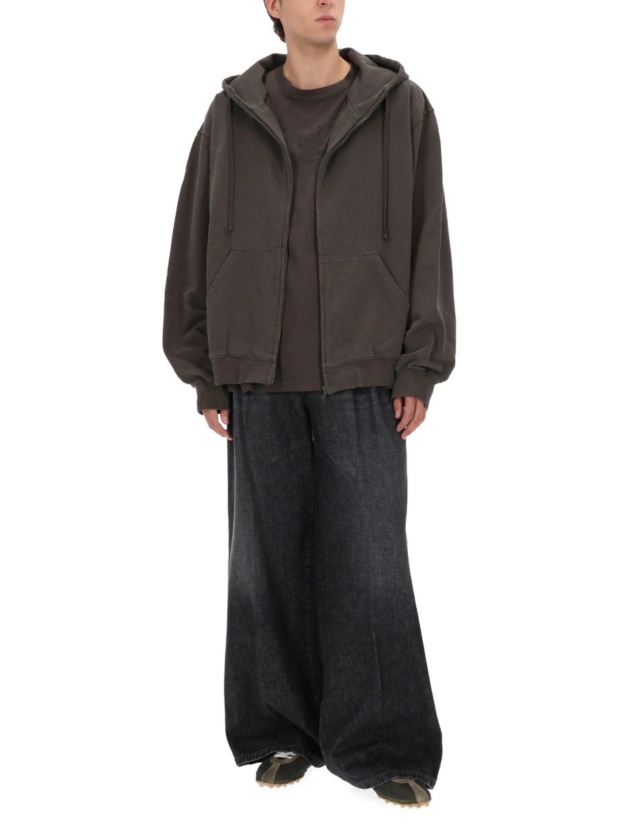 HOODIE.webp