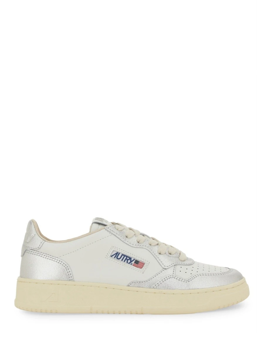 MEDALIST LOW SNEAKER.webp