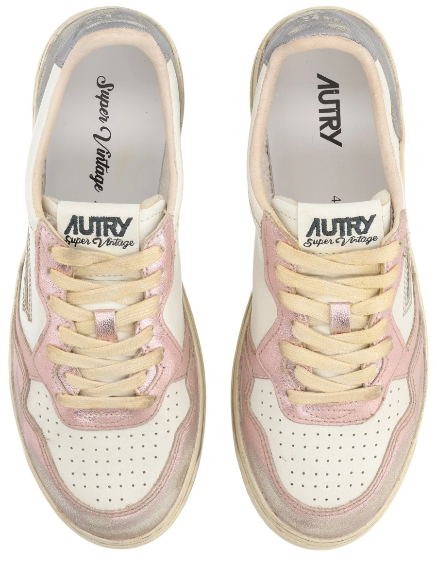 "SUPER VINTAGE" SNEAKER.webp