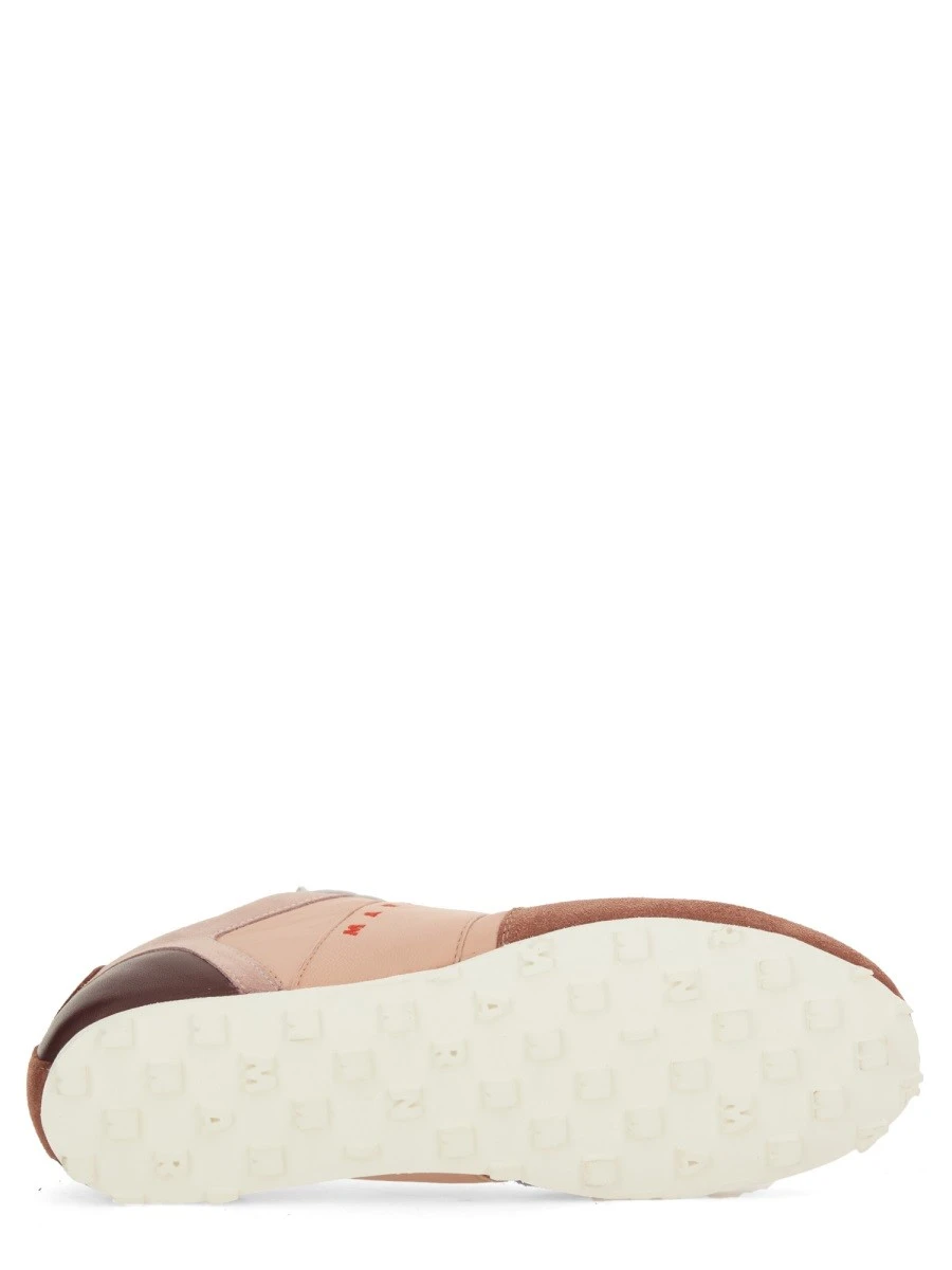 LEATHER SNEAKER.webp