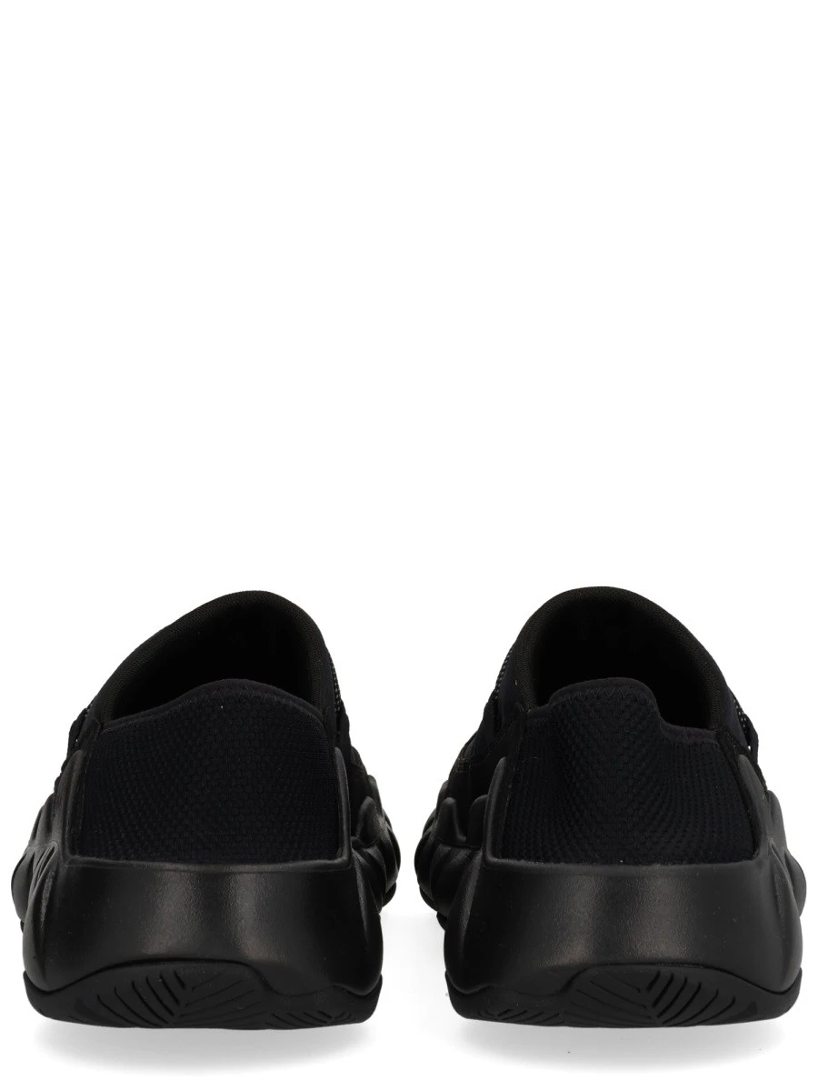 "HYPOWSER CRUSHBACK" SNEAKER.webp