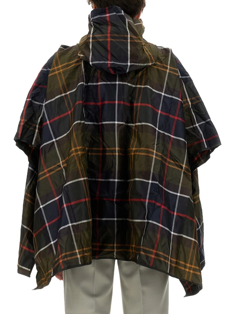 PONCHO WITH TARTAN PATTERN.webp