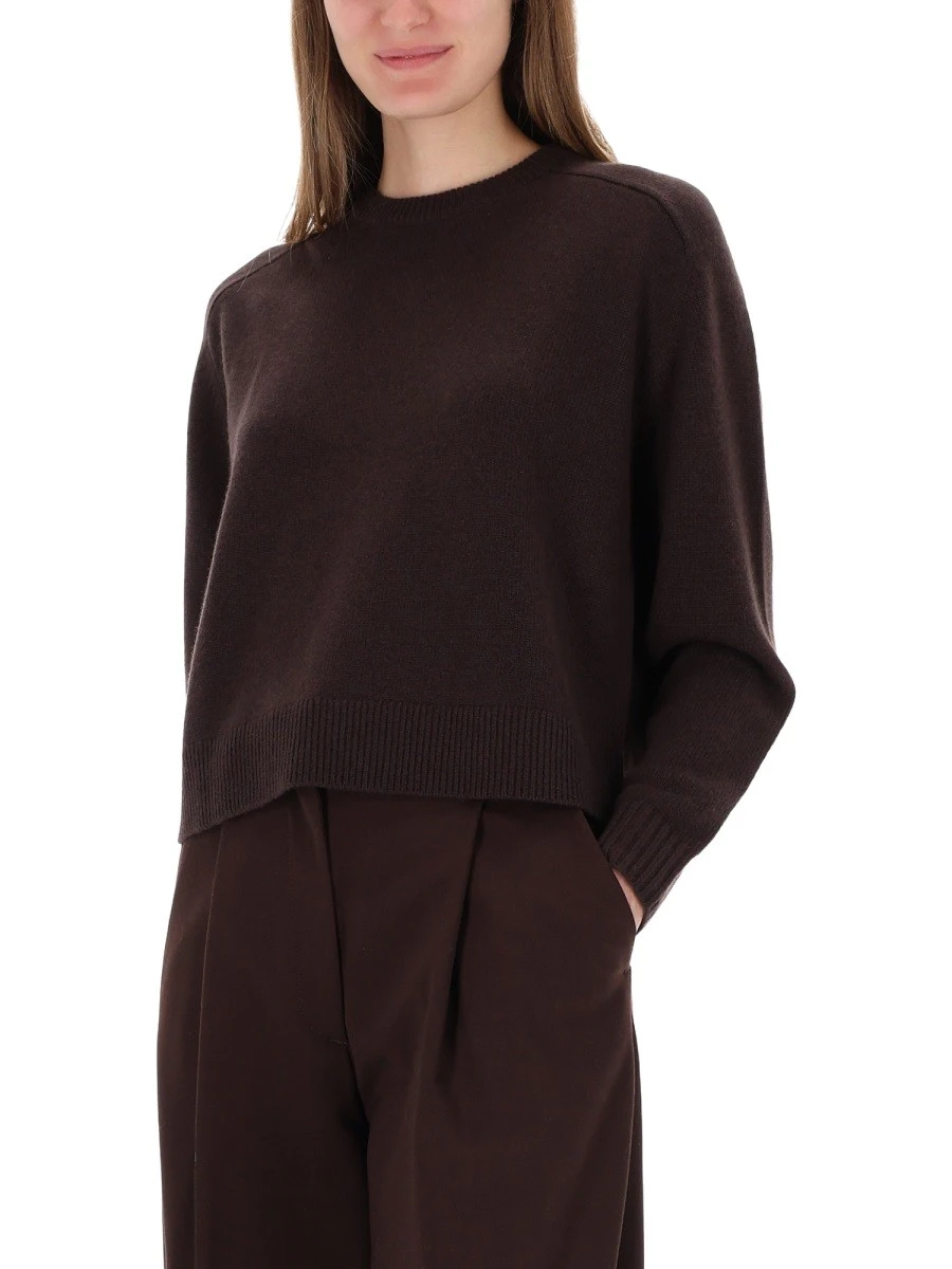 CASHMERE SWEATER.webp