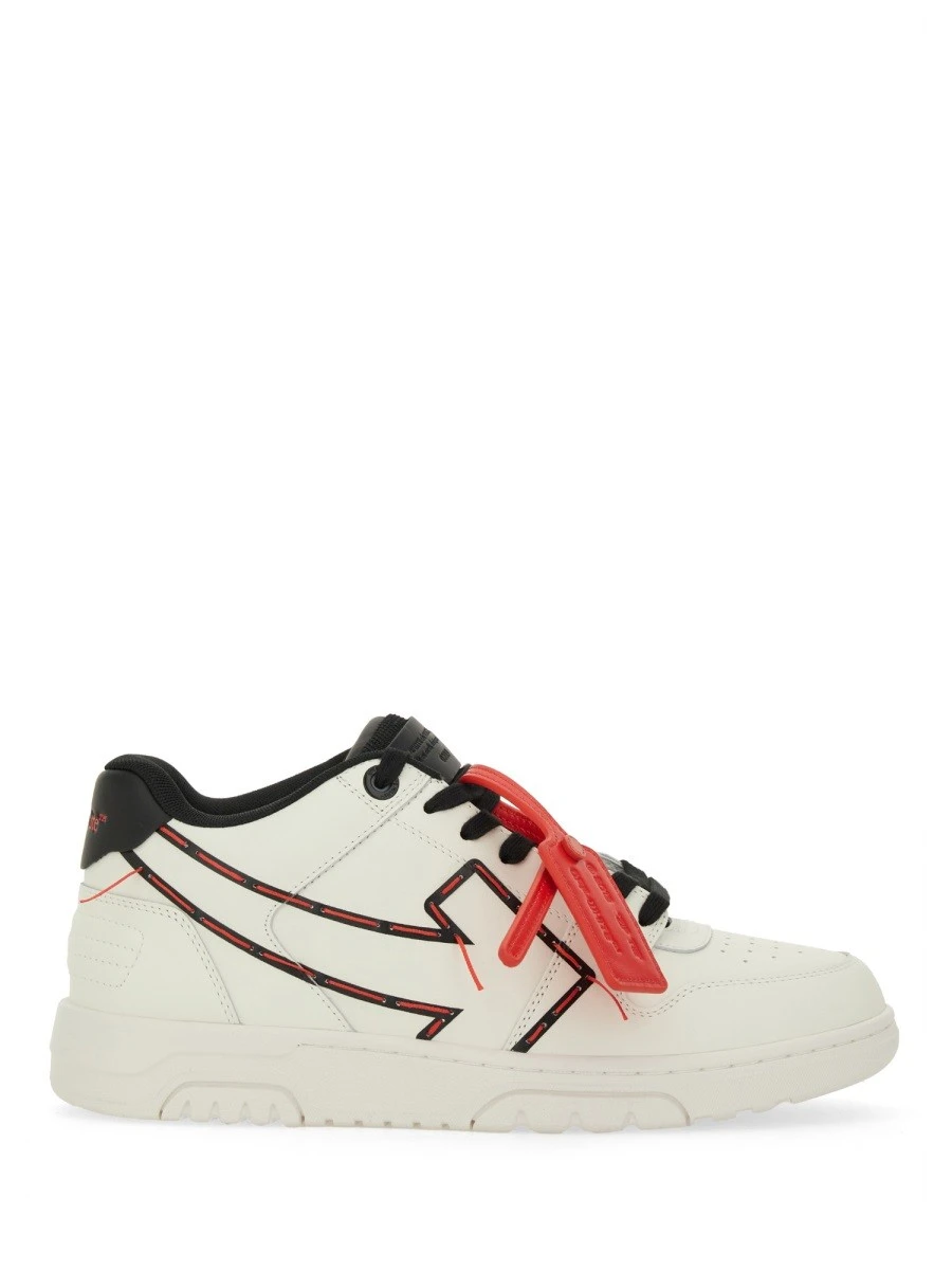 LEATHER SNEAKER.webp