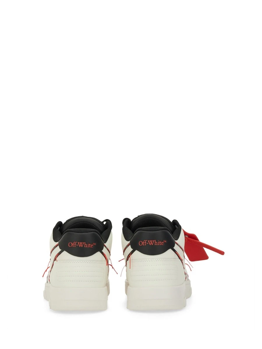 LEATHER SNEAKER.webp