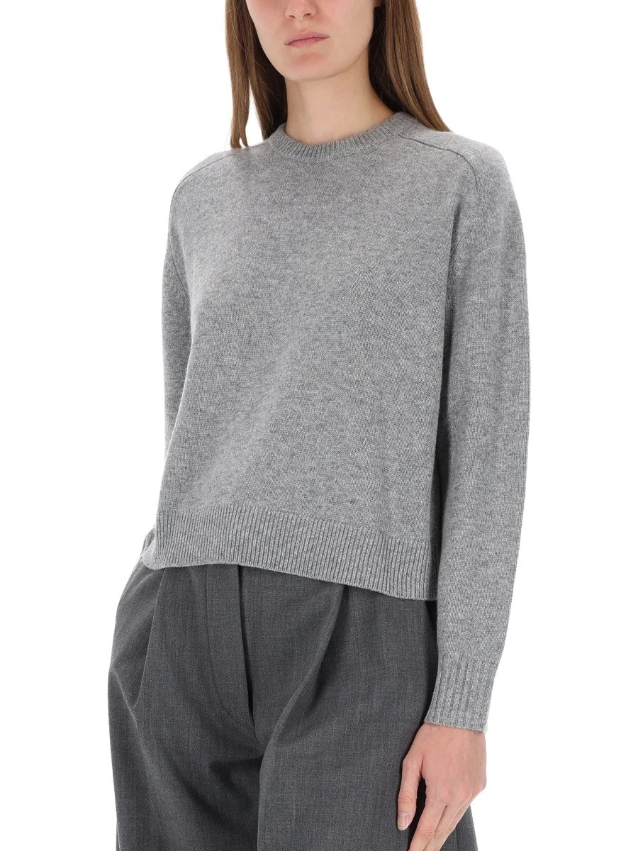 CASHMERE SWEATER.webp