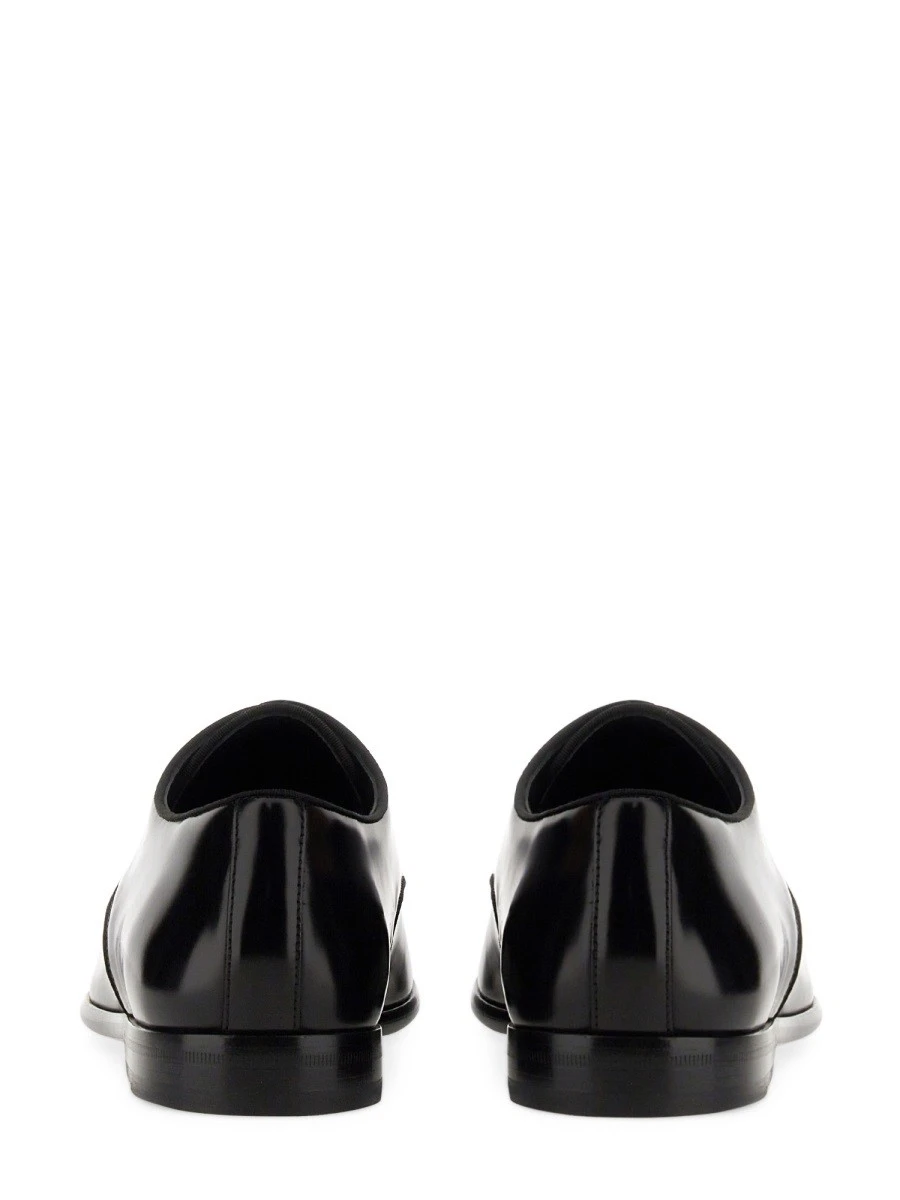 LEATHER DERBY..webp