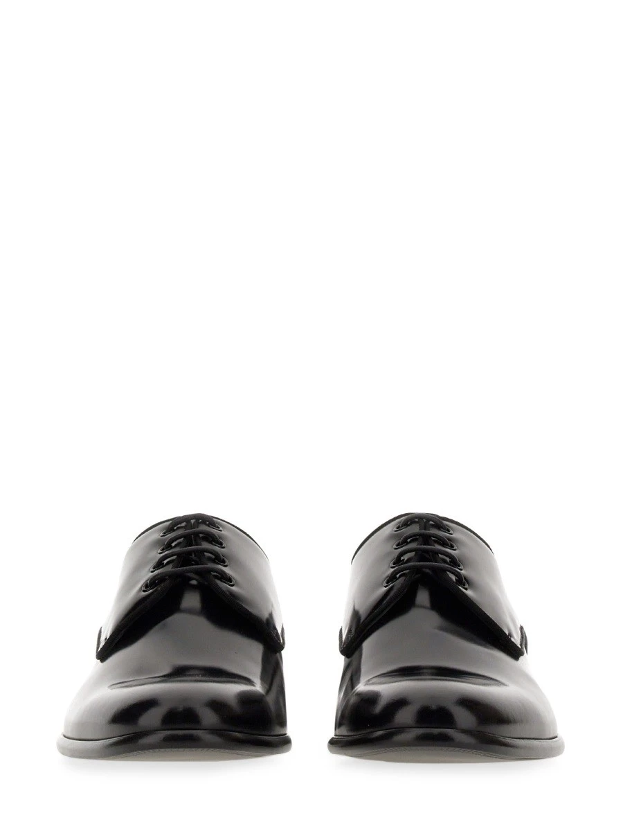 LEATHER DERBY..webp