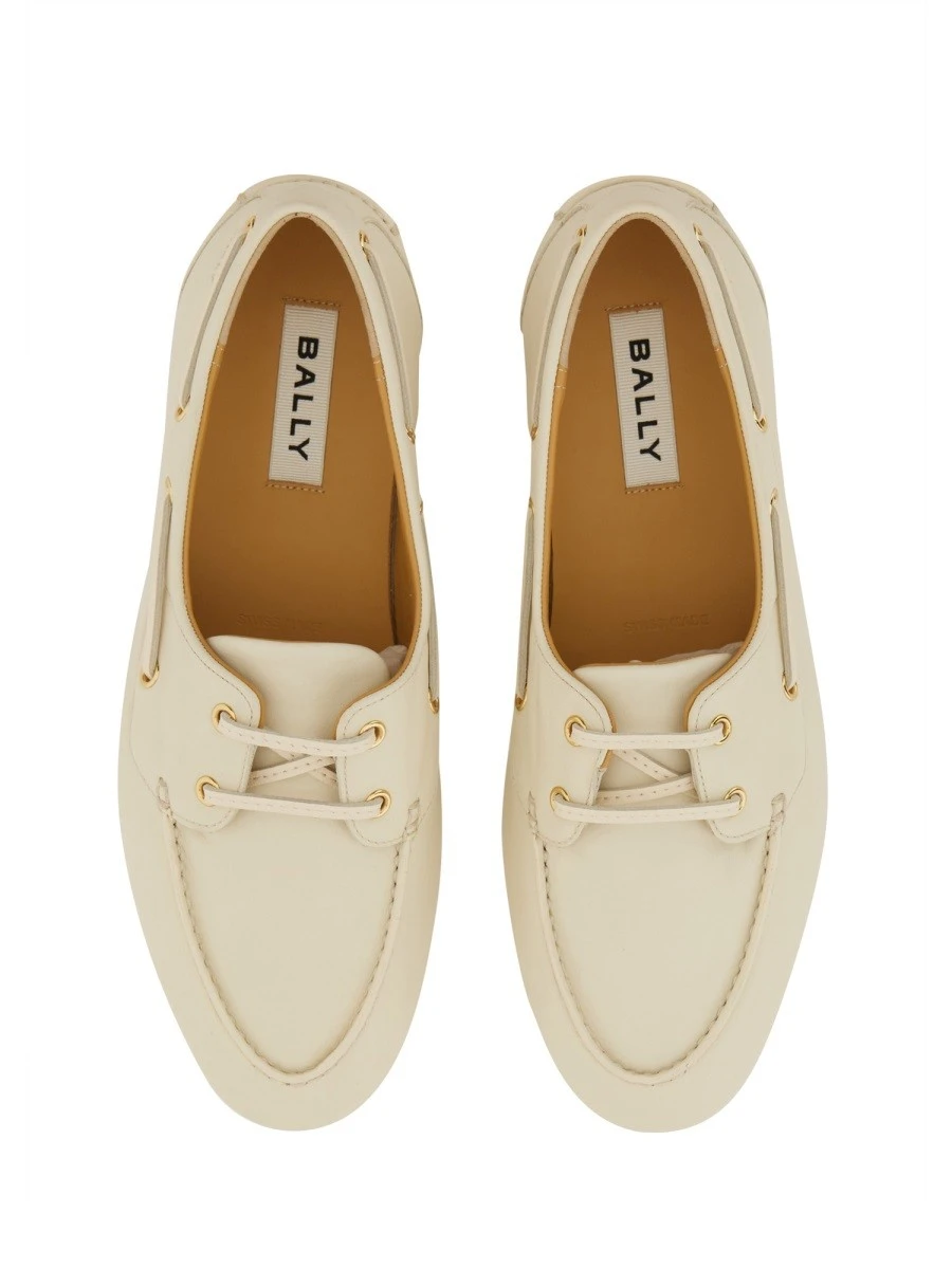 MOCCASIN "PATHY".webp