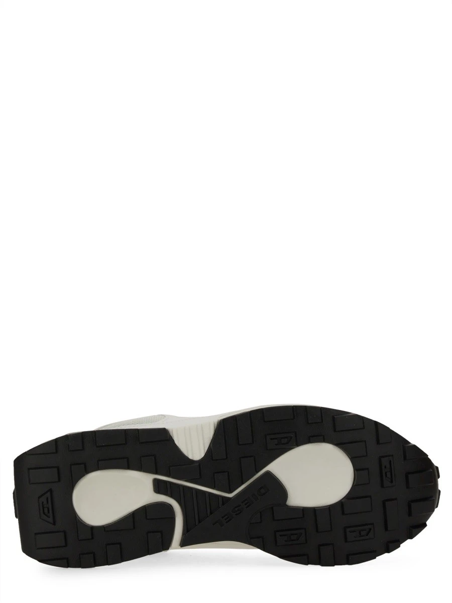 SNEAKER RUNNER "S-TAME-D".webp