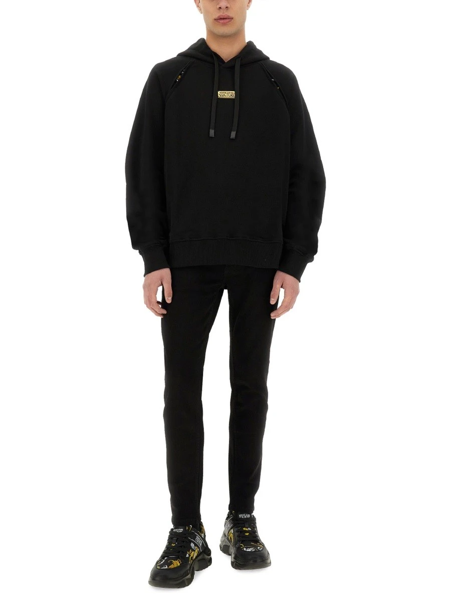 HOODIE.webp