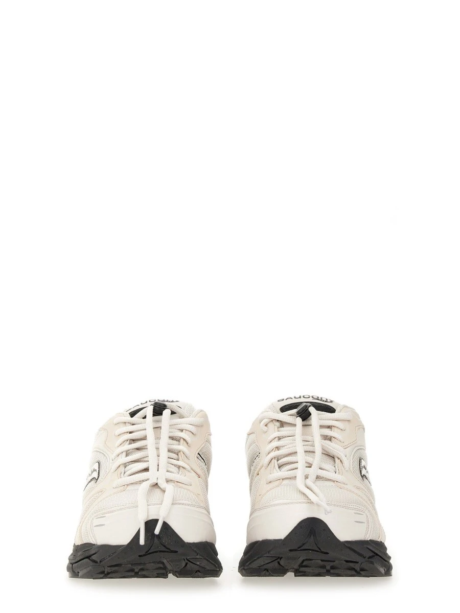 "PROGRID TRIUMPH 4" SNEAKER.webp