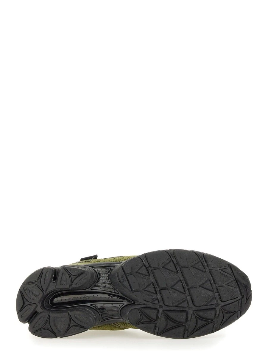 "PROGRID TRIUMPH 4" SNEAKER.webp