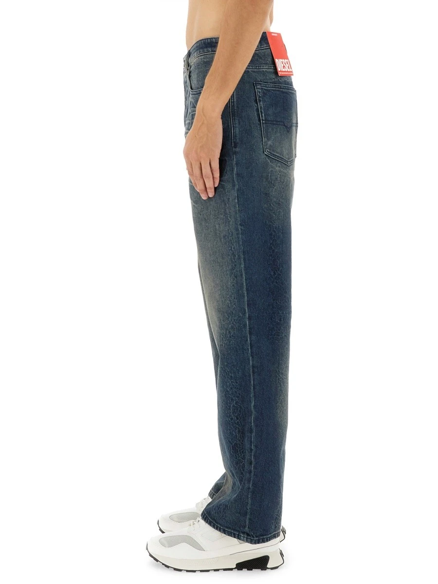"2001 D-MACRO-FSG1" JEANS.webp