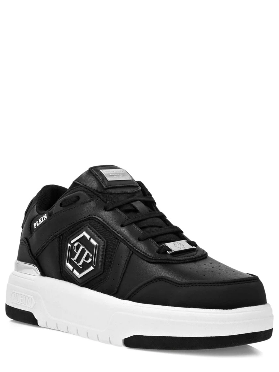 SNEAKER "SK8R" CON LOGO.webp