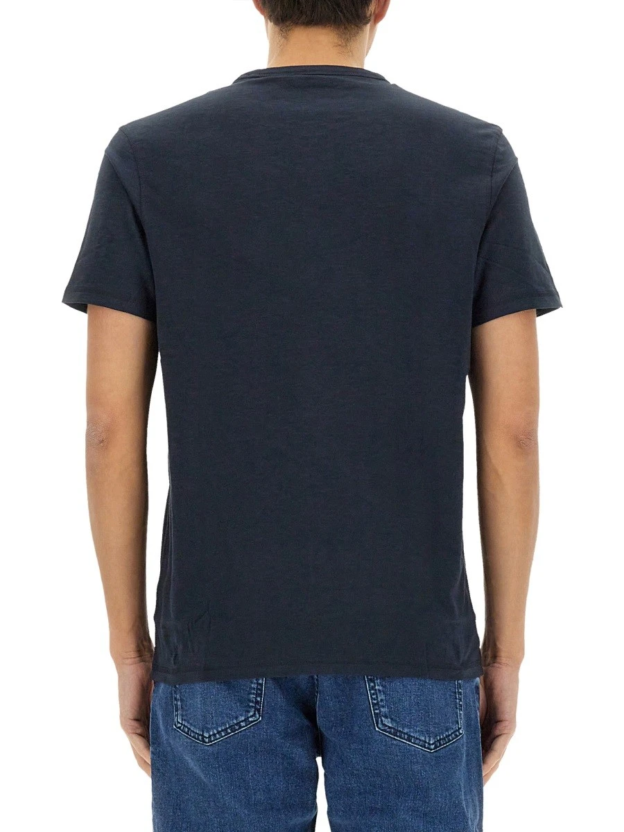 T-SHIRT CON LOGO.webp