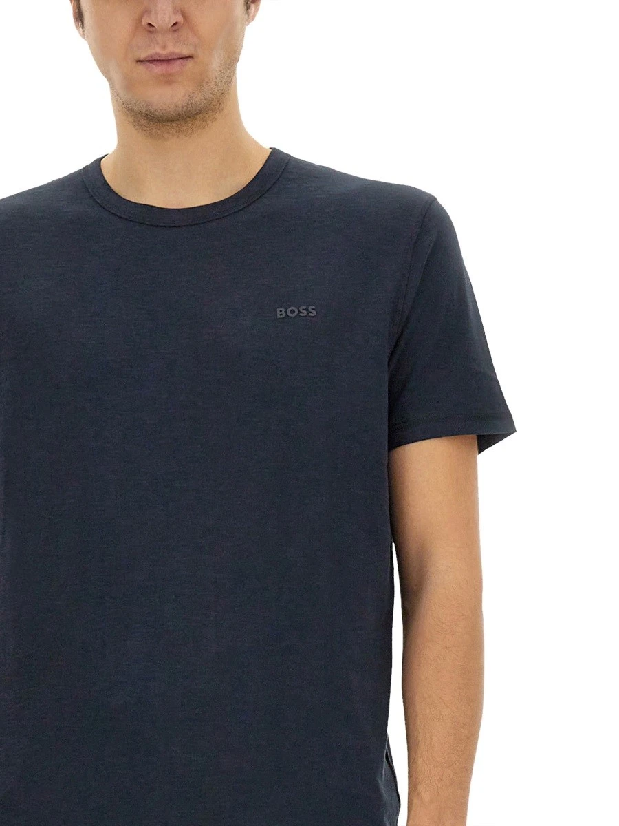 T-SHIRT CON LOGO.webp