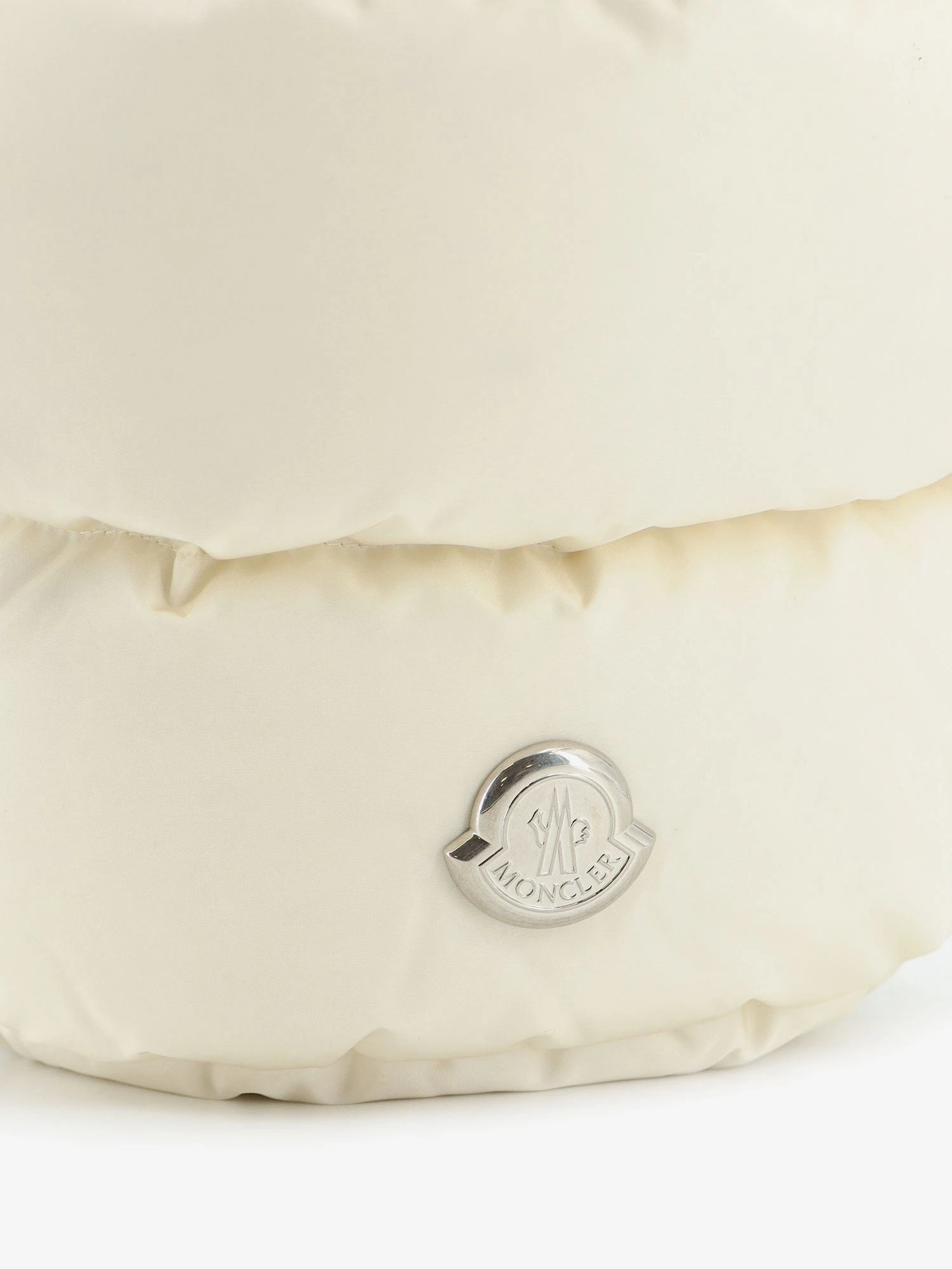 Caradoc Water-Repellent Bucket Bag.webp