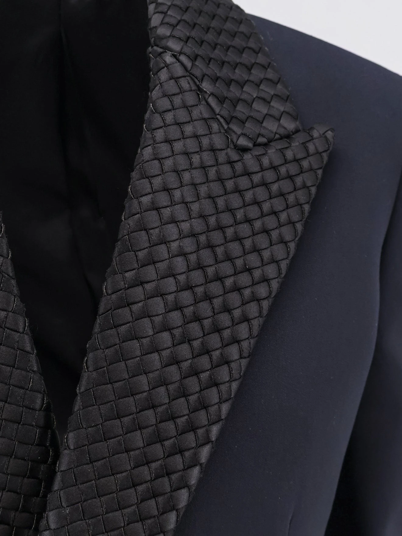 Wool blazer with Intrecciato detail.webp