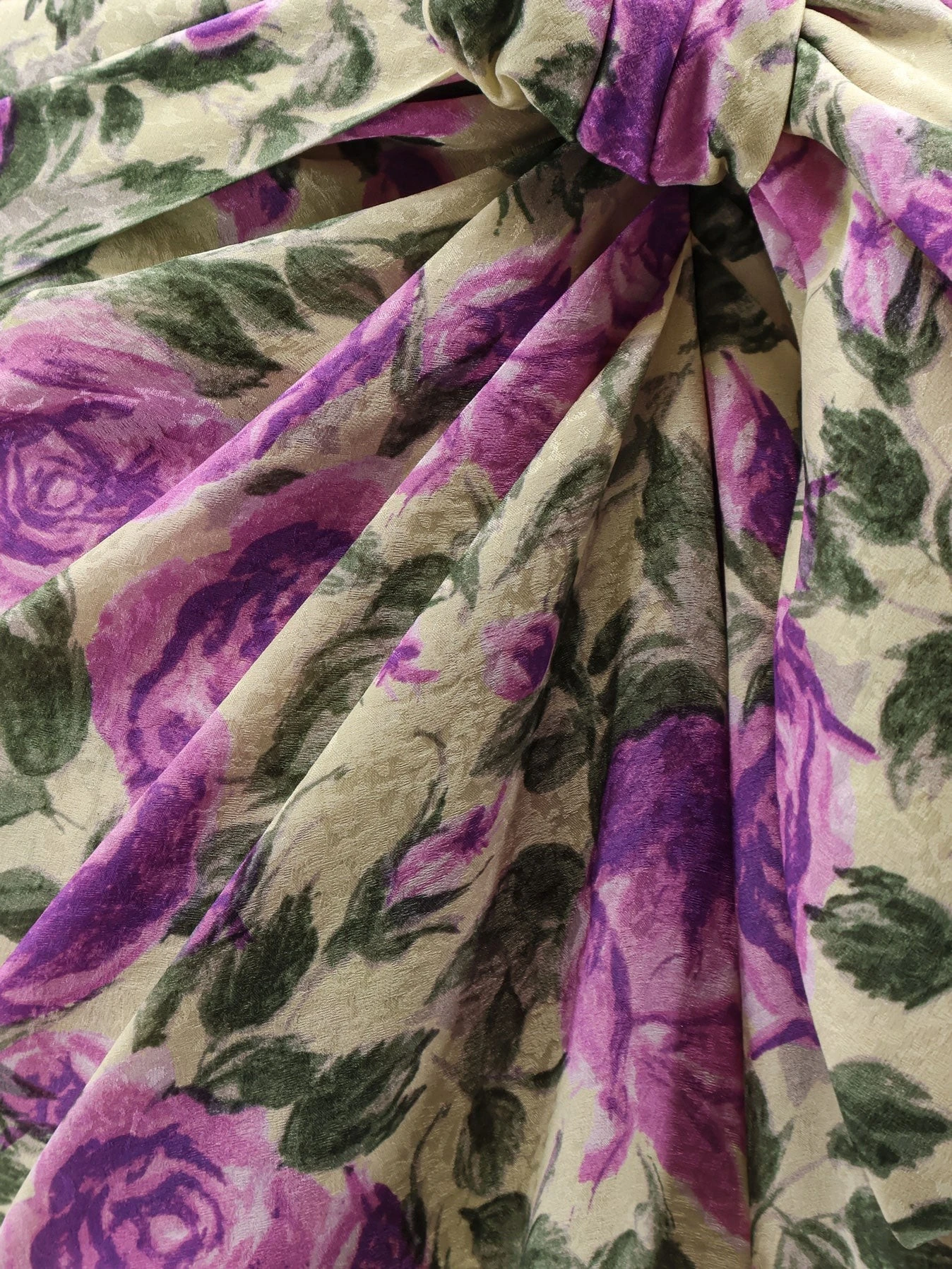 Silk skirt with multicolor print.webp